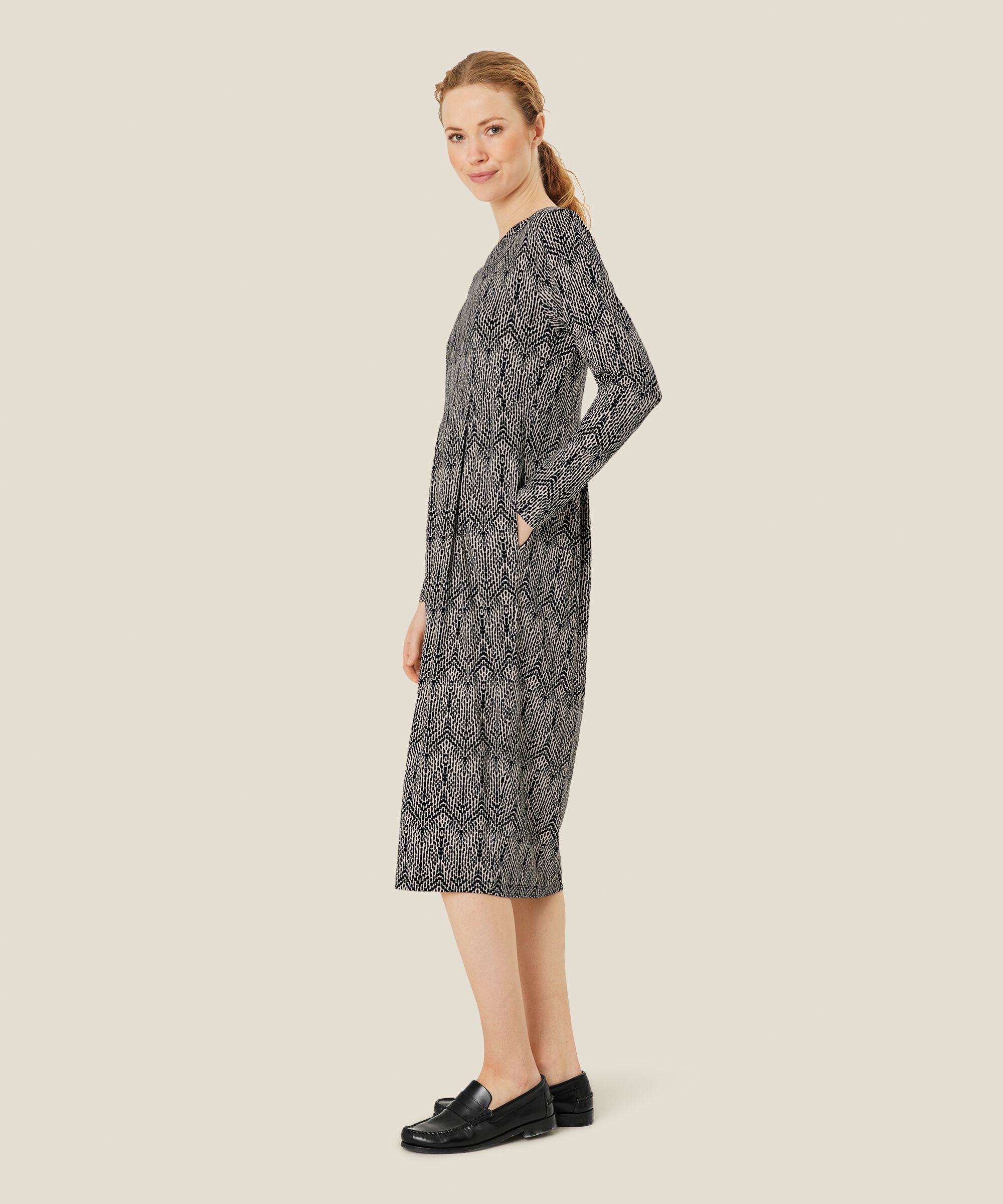 robe tulipe à motifs et manches longues, Black