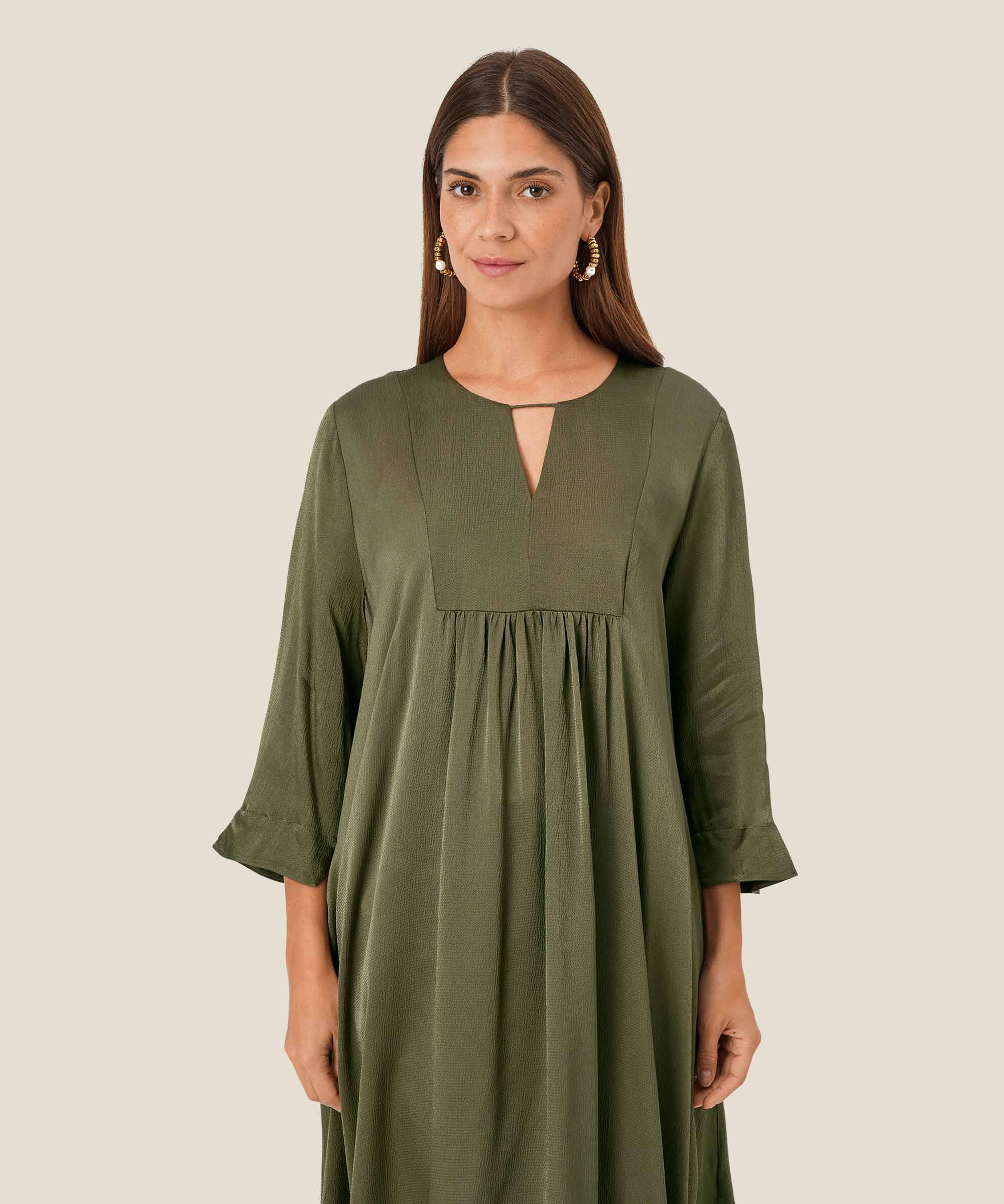 boucles d'oreilles avec perles dorées, Gold