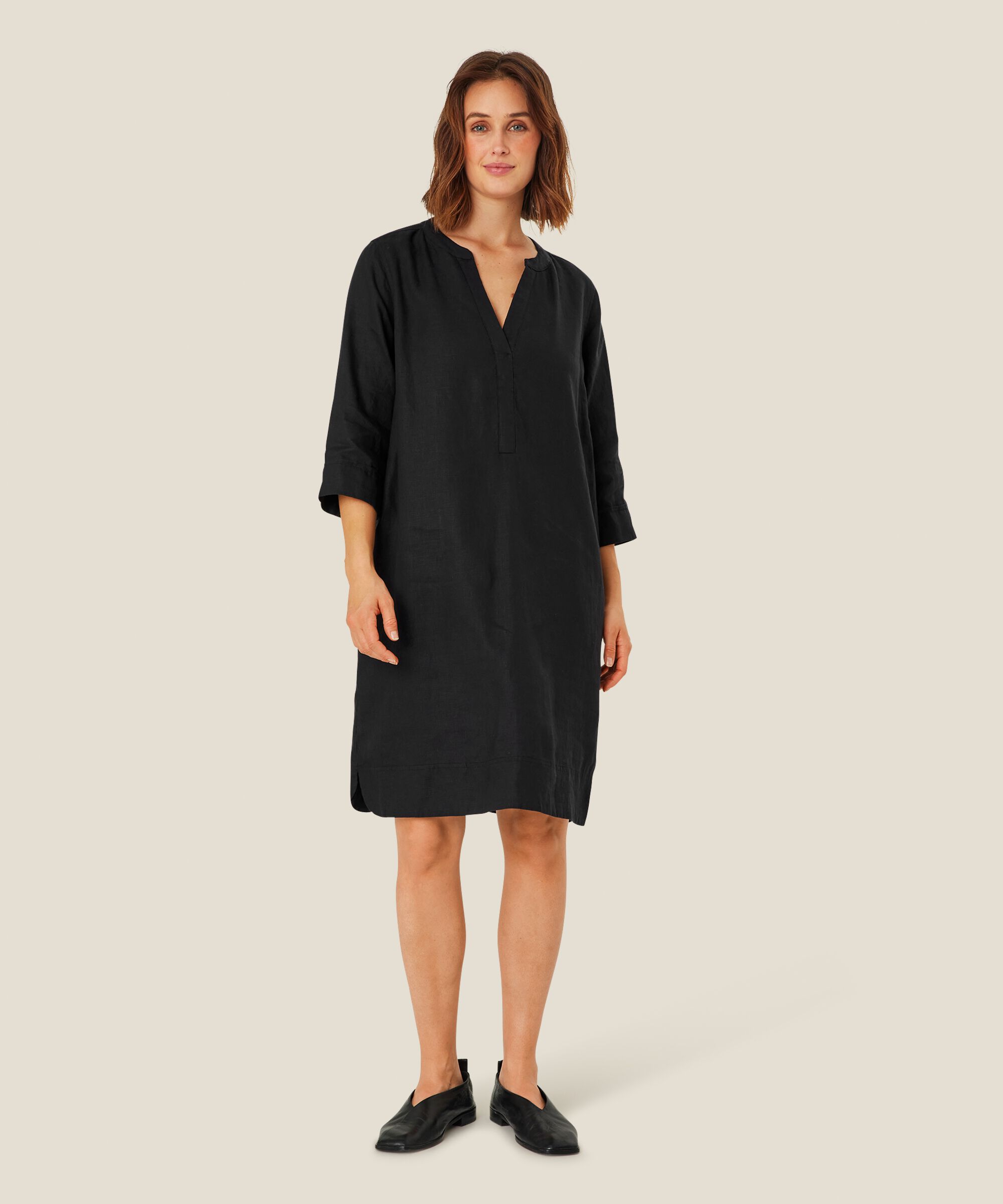 robe en lin avec col en V et poches fendues, Black