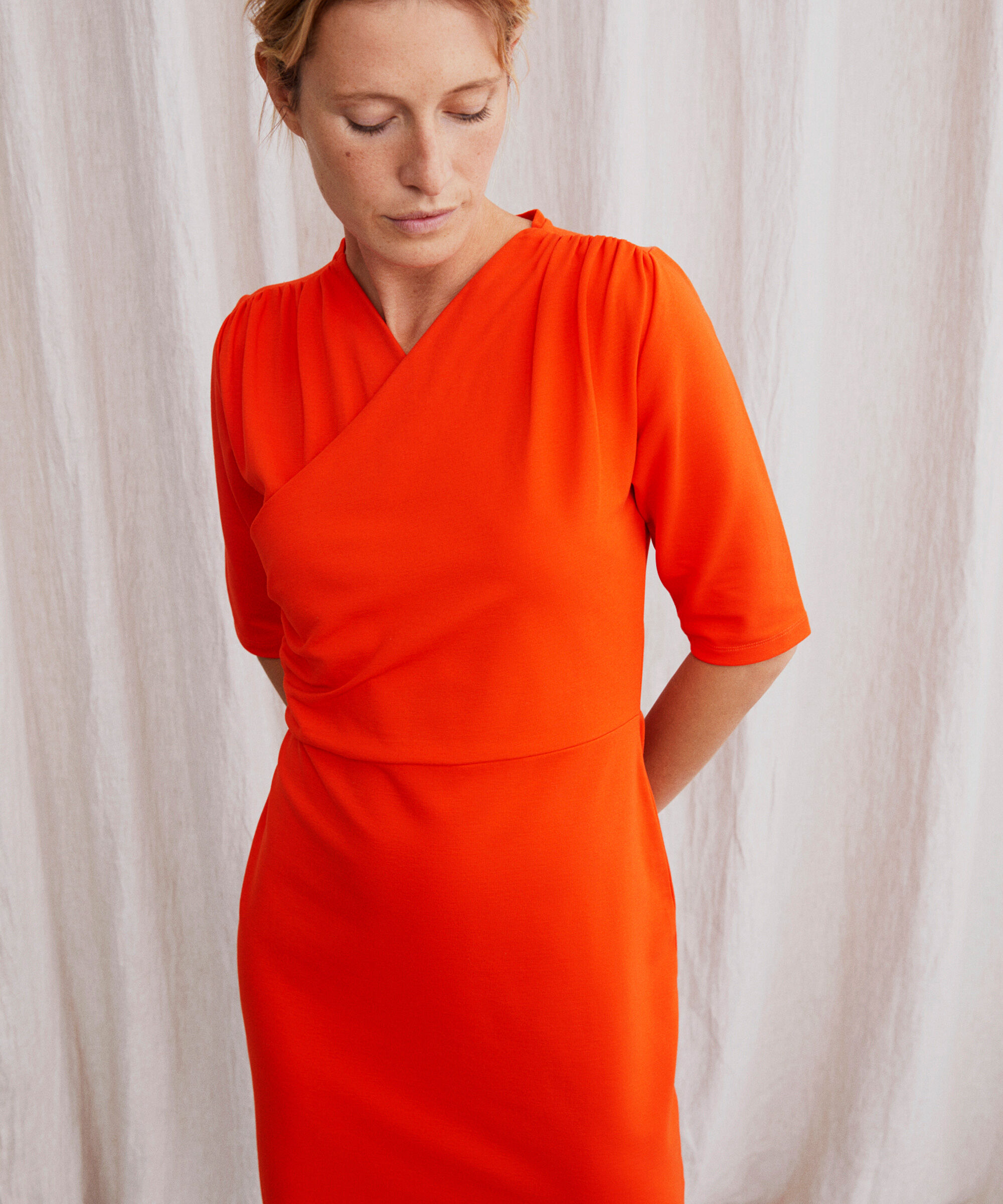 robe en jersey avec effet portefeuille sur le corsage, Orange com