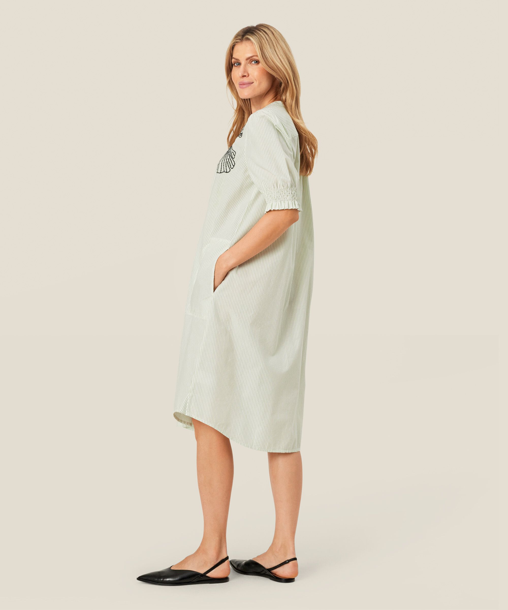 robe chemise en coton avec broderie, Frosty Green