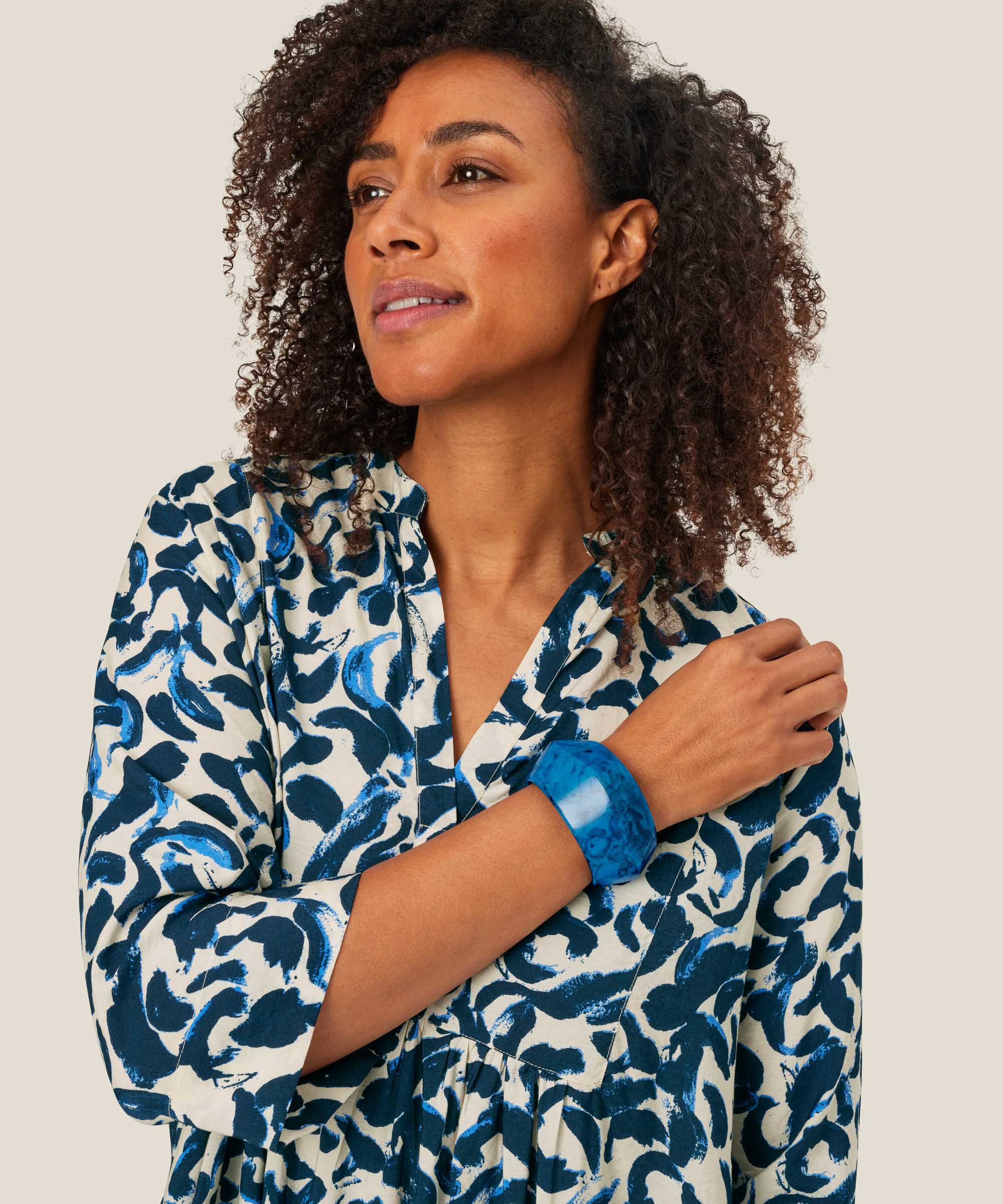 bracelet sculptural avec effet marbré, Ultramarine