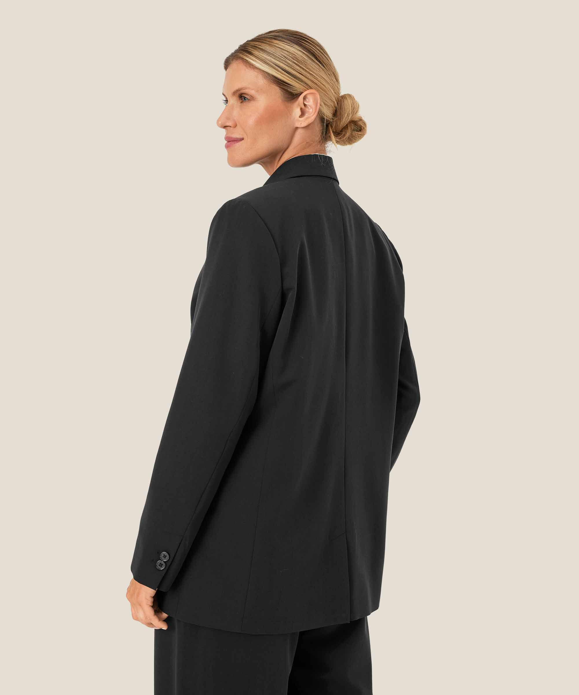 blazer avec revers et boutons, Black