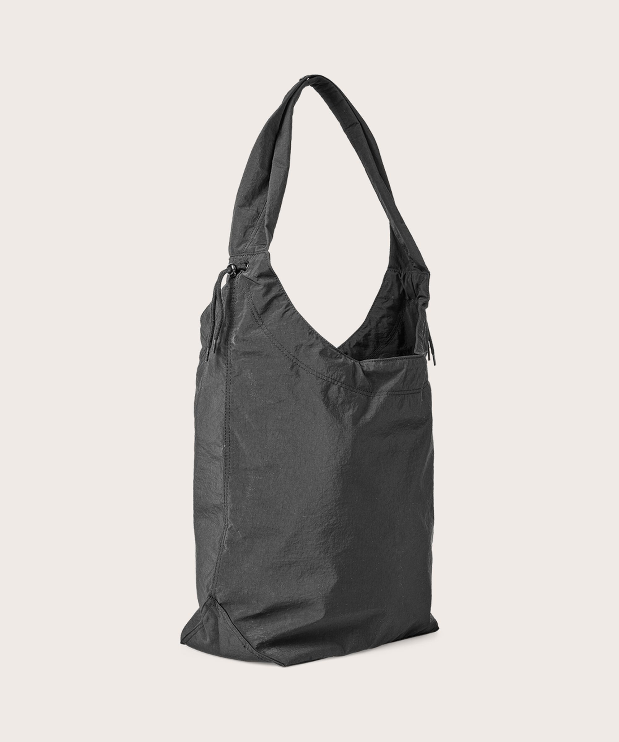 sac avec large bandoulière et fermeture zippée, Black
