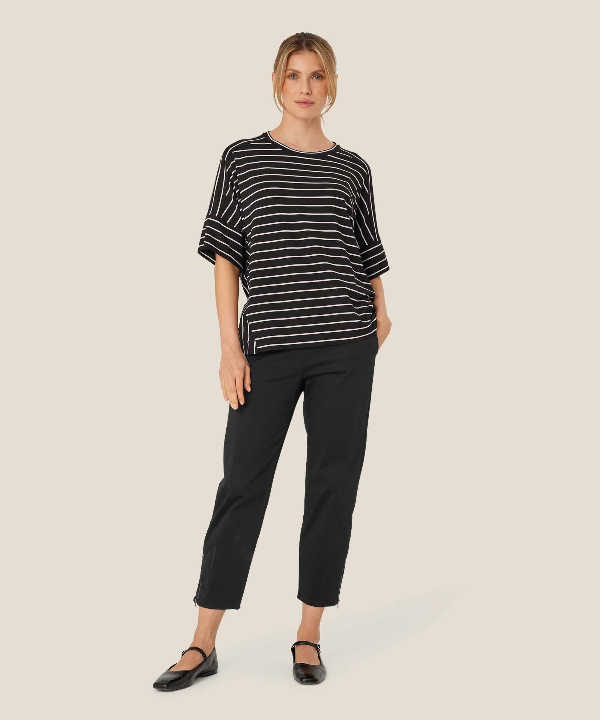 t-shirt rayé à col rond, Black