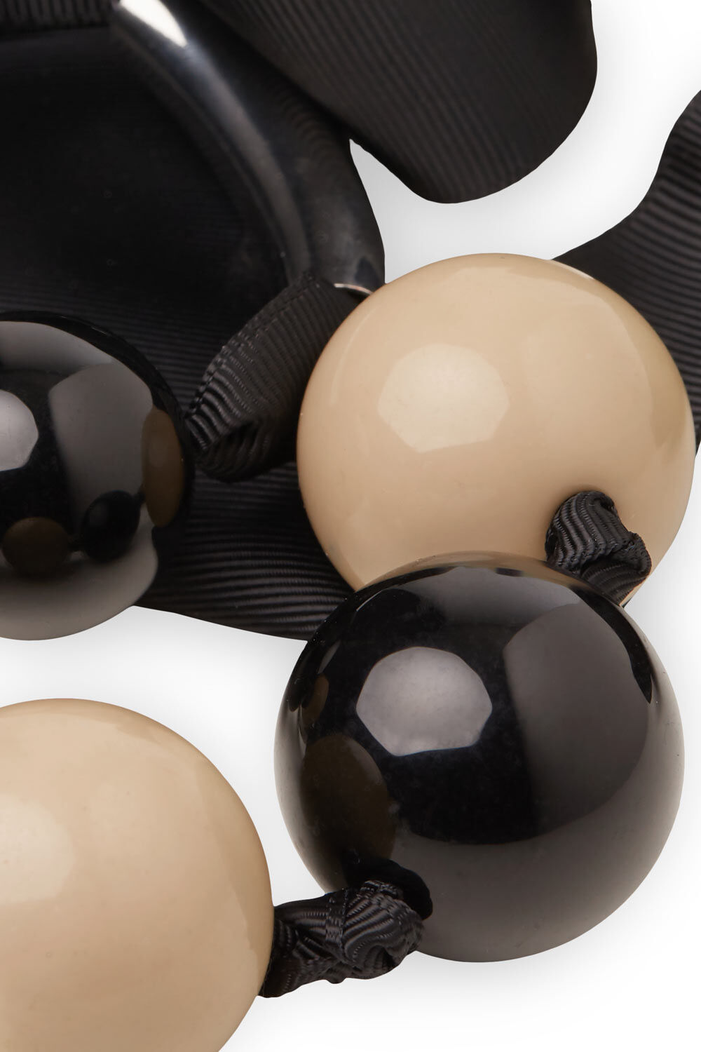 RETANY NECKLACE, Black