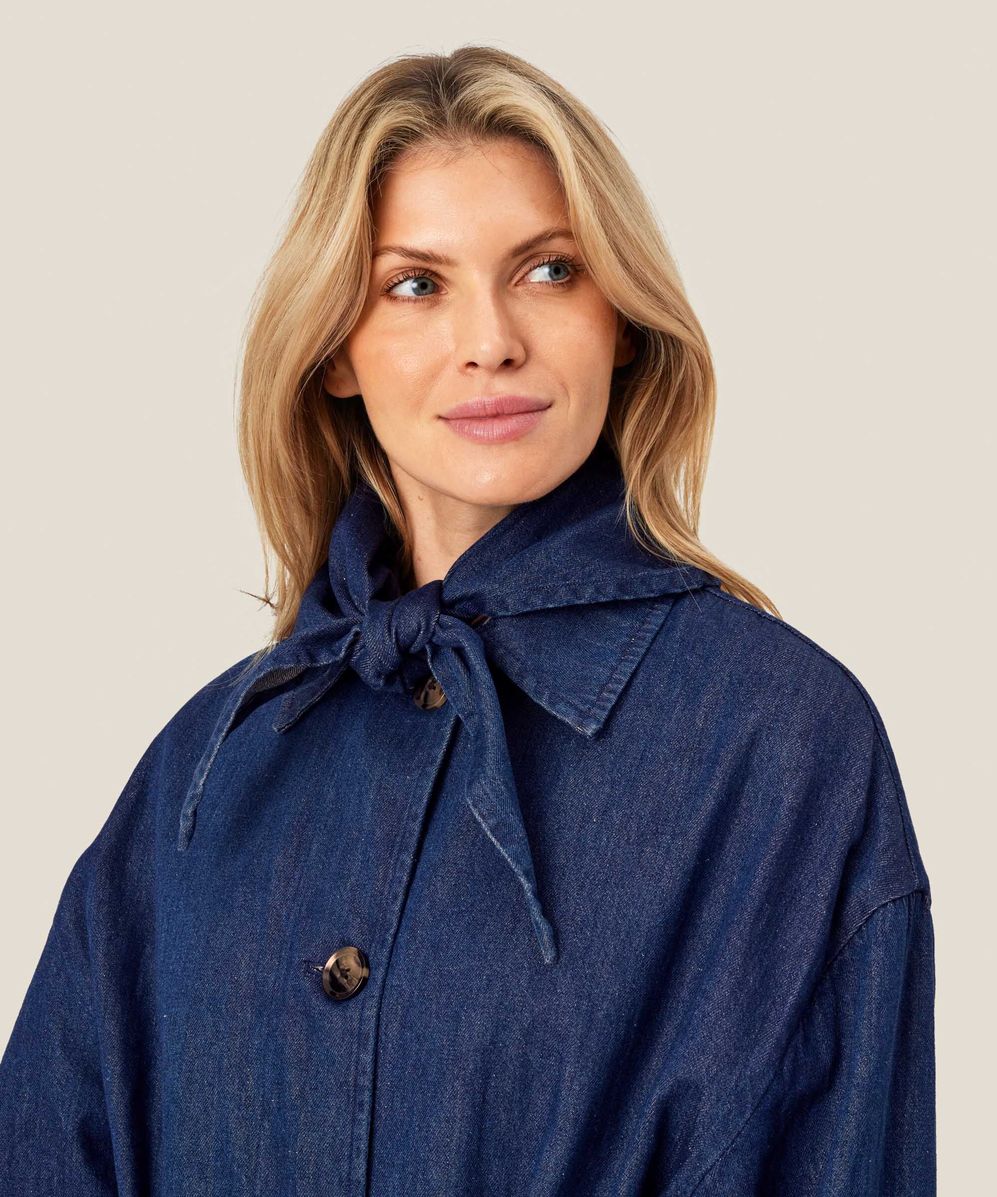 manteau en jean avec ceinture et écharpe amovibles, Dark Denim