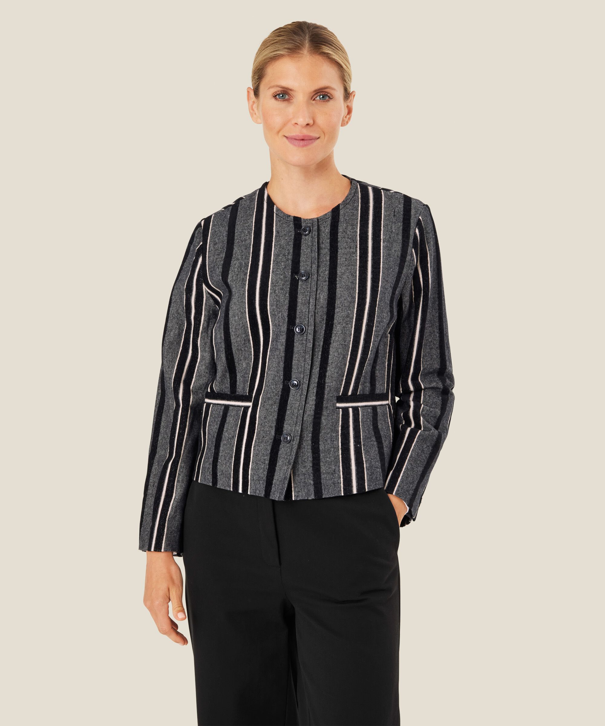 veste courte rayée avec doublure, Black