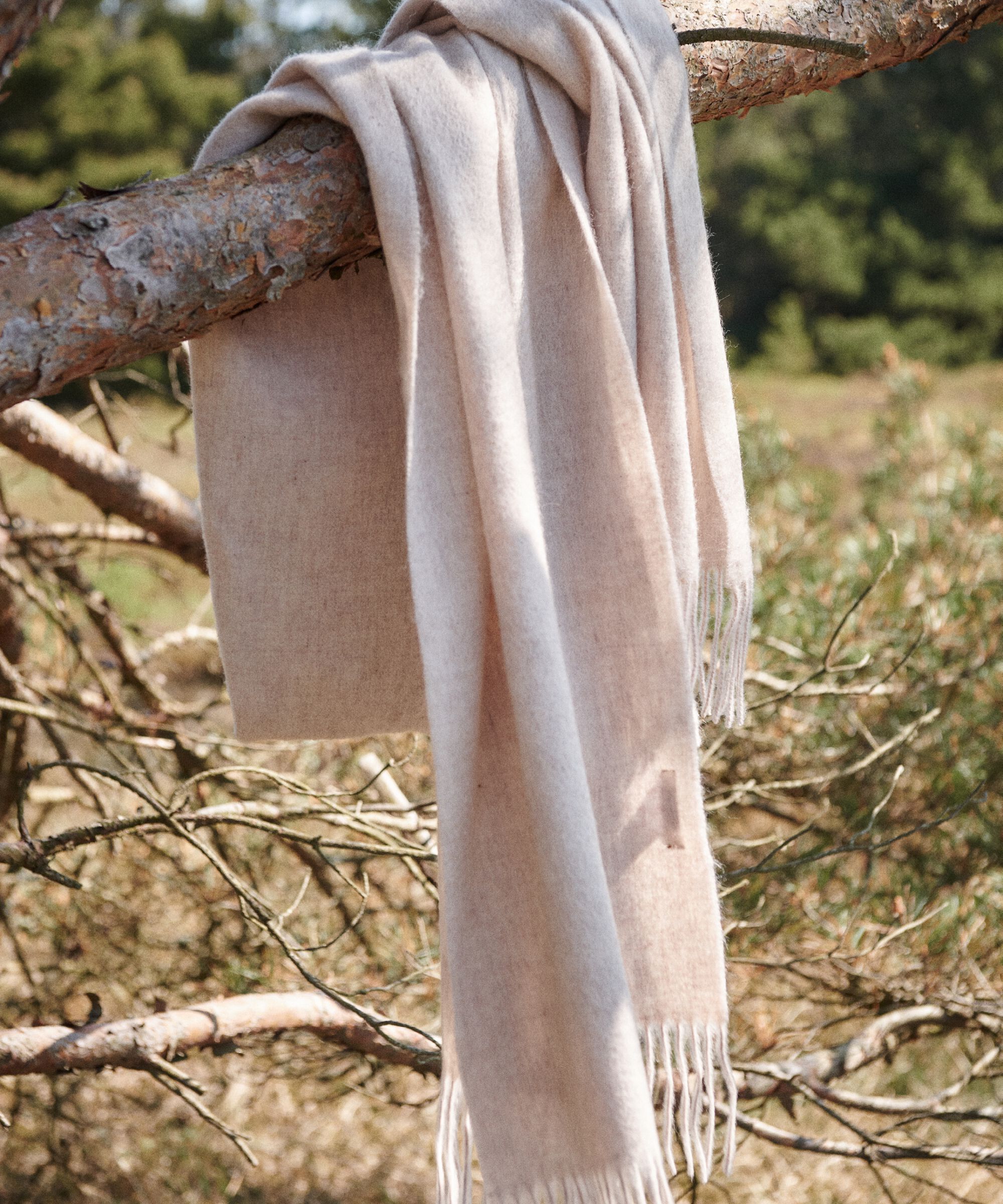 grande écharpe en laine à franges, L beige mel