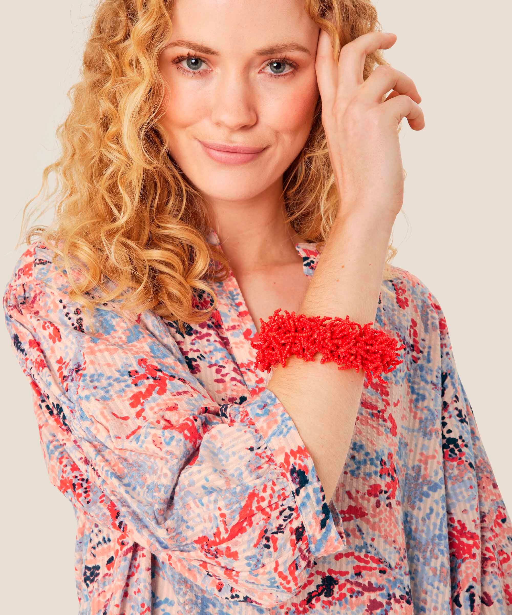 bracelet avec perles colorées, Orange com