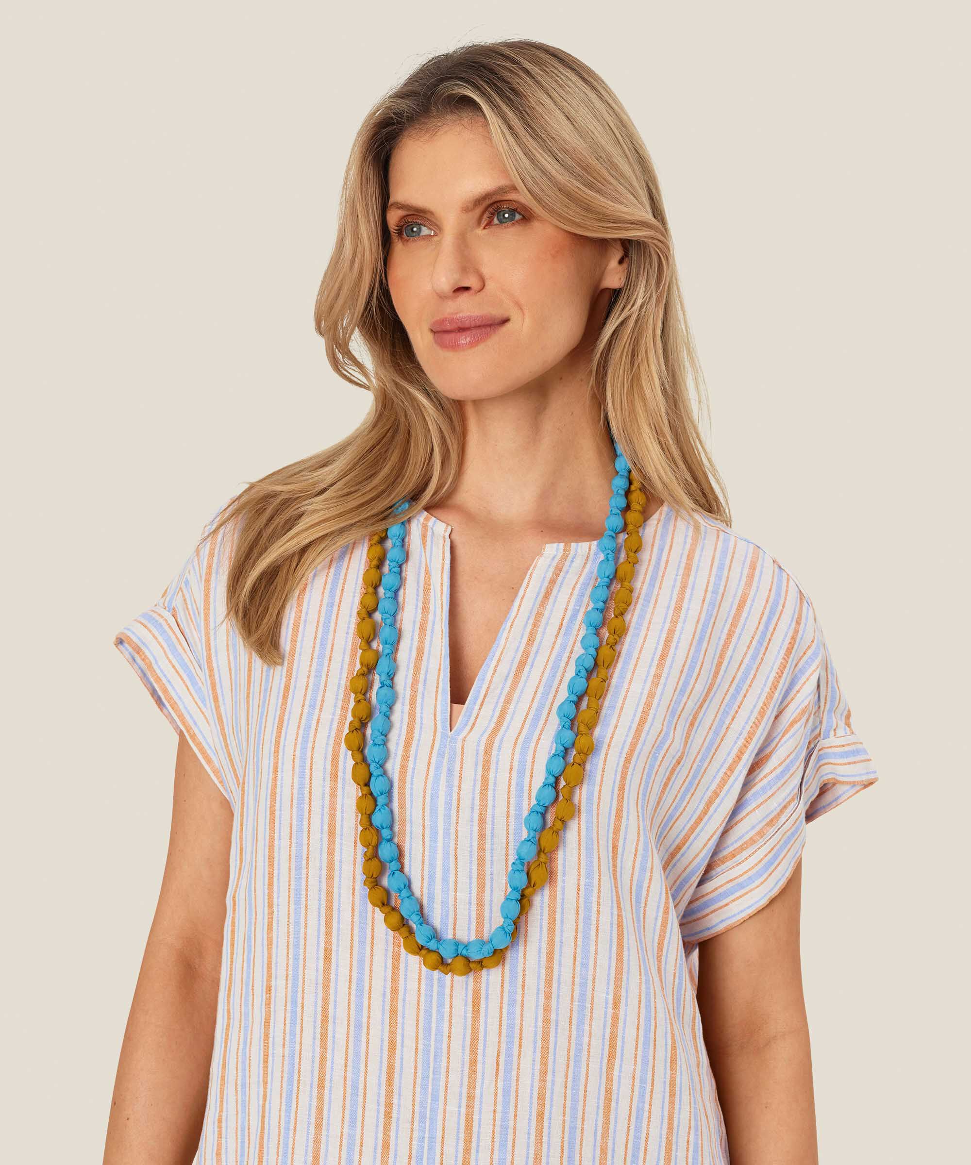 collier avec perles recouvertes de tissu, Cashew