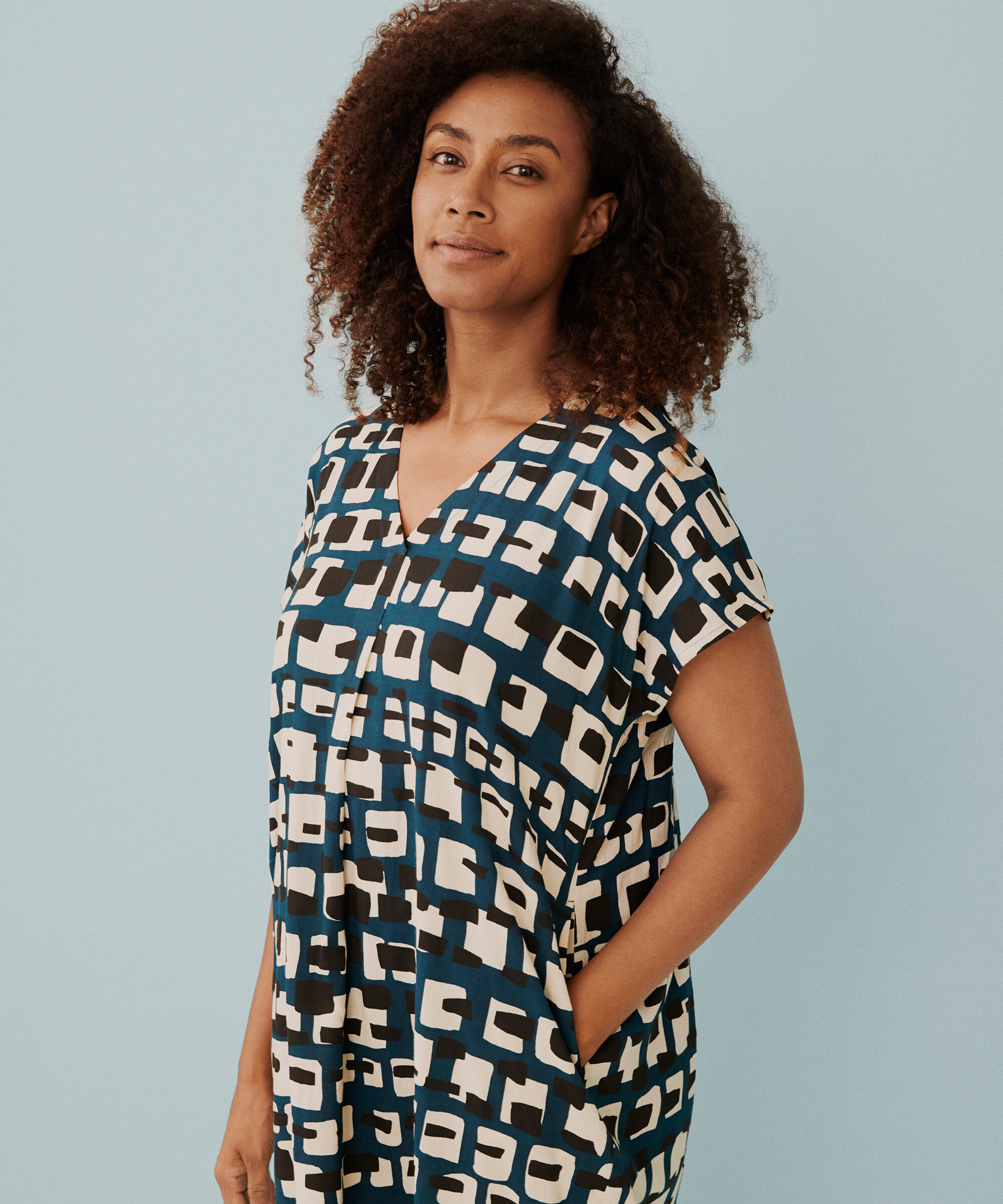 robe en viscose imprimée avec col en V, Reflect Pond