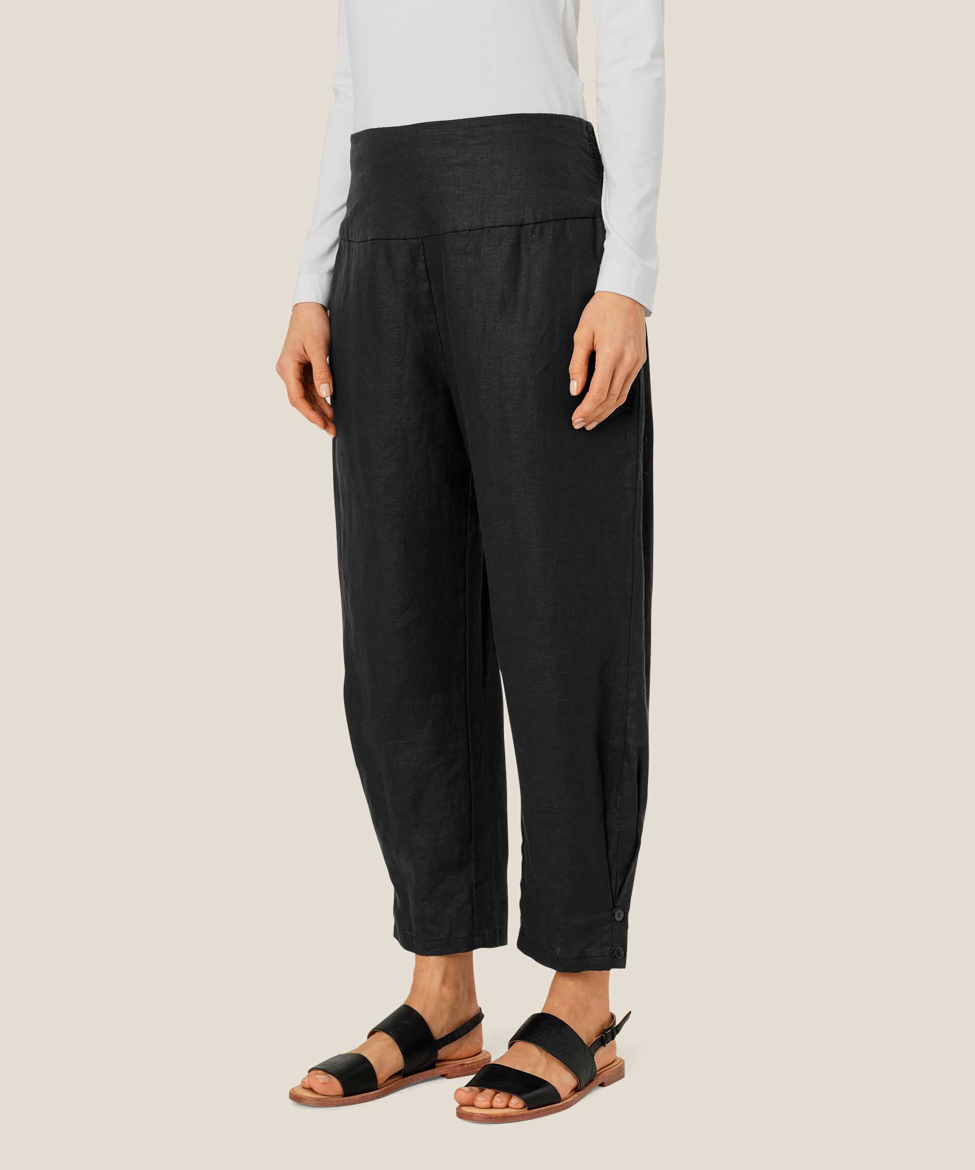 pantalon en lin avec large élastique smocké au dos et détail boutonné, Black