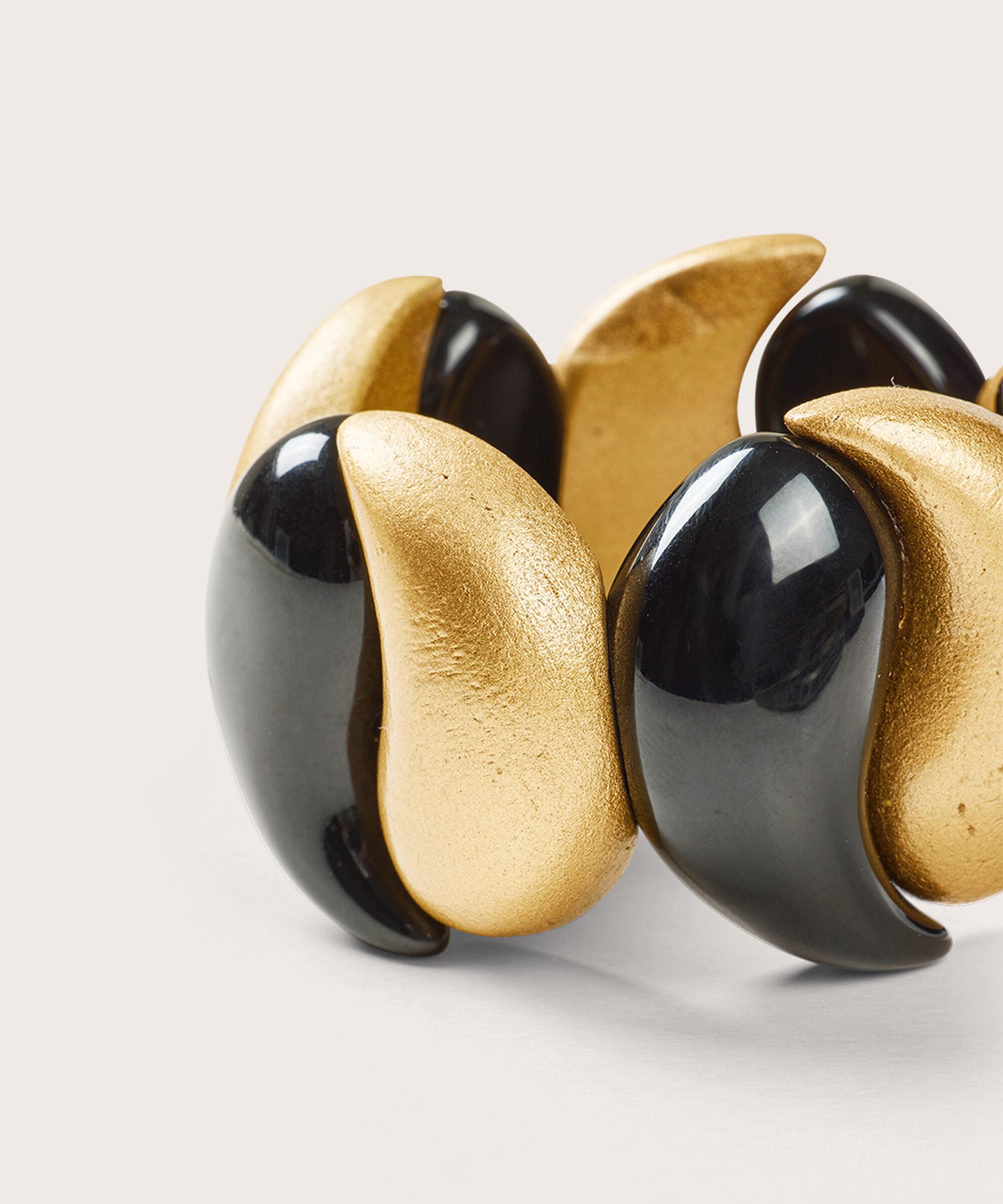 bracelet élastique avec éléments noirs et dorés, Gold