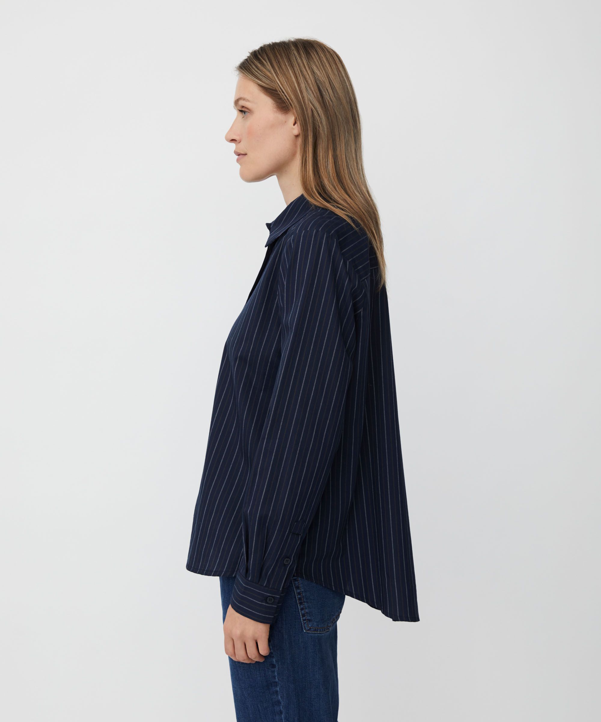chemise en coton à rayures fines avec dos plus long, Navy Blazer