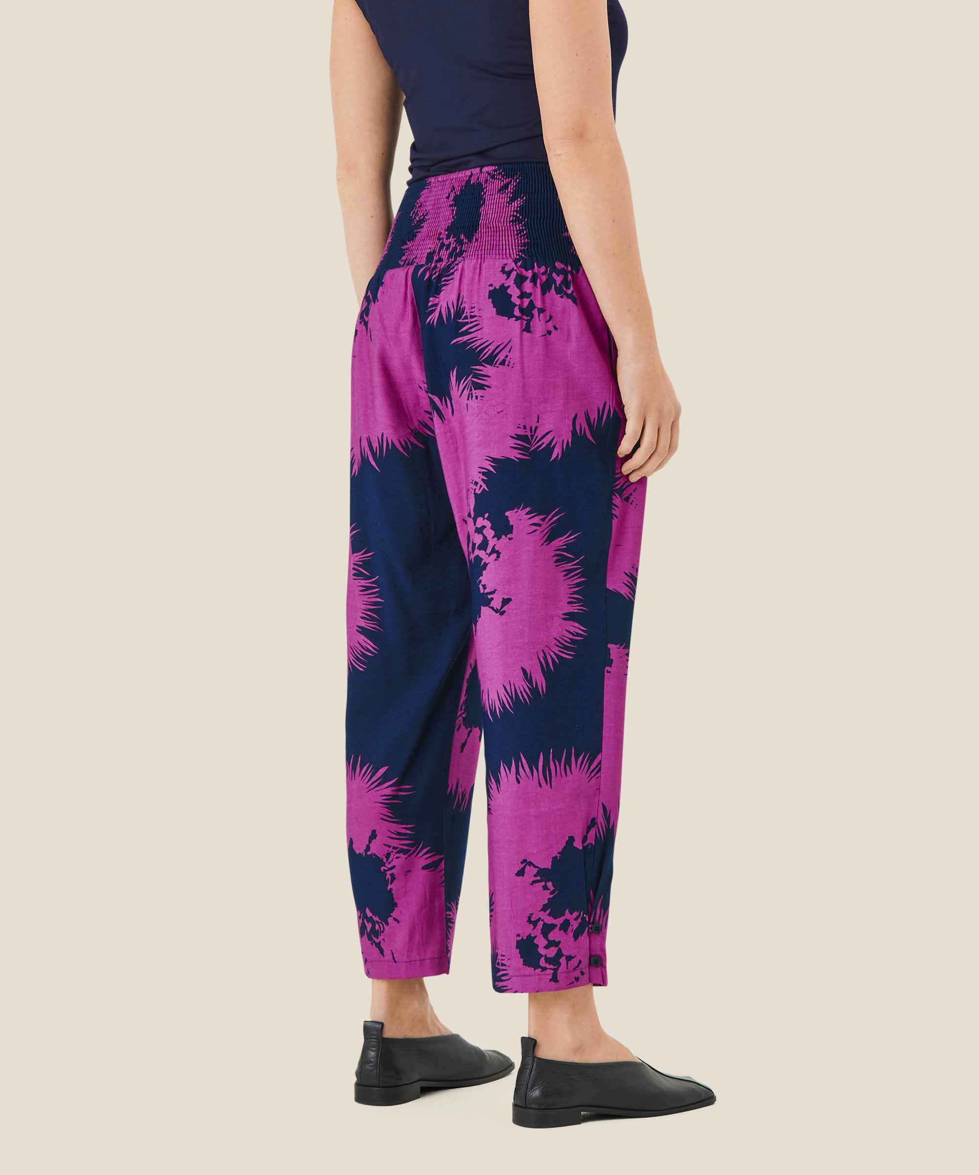 pantalon en viscose avec smock, Wild Aster