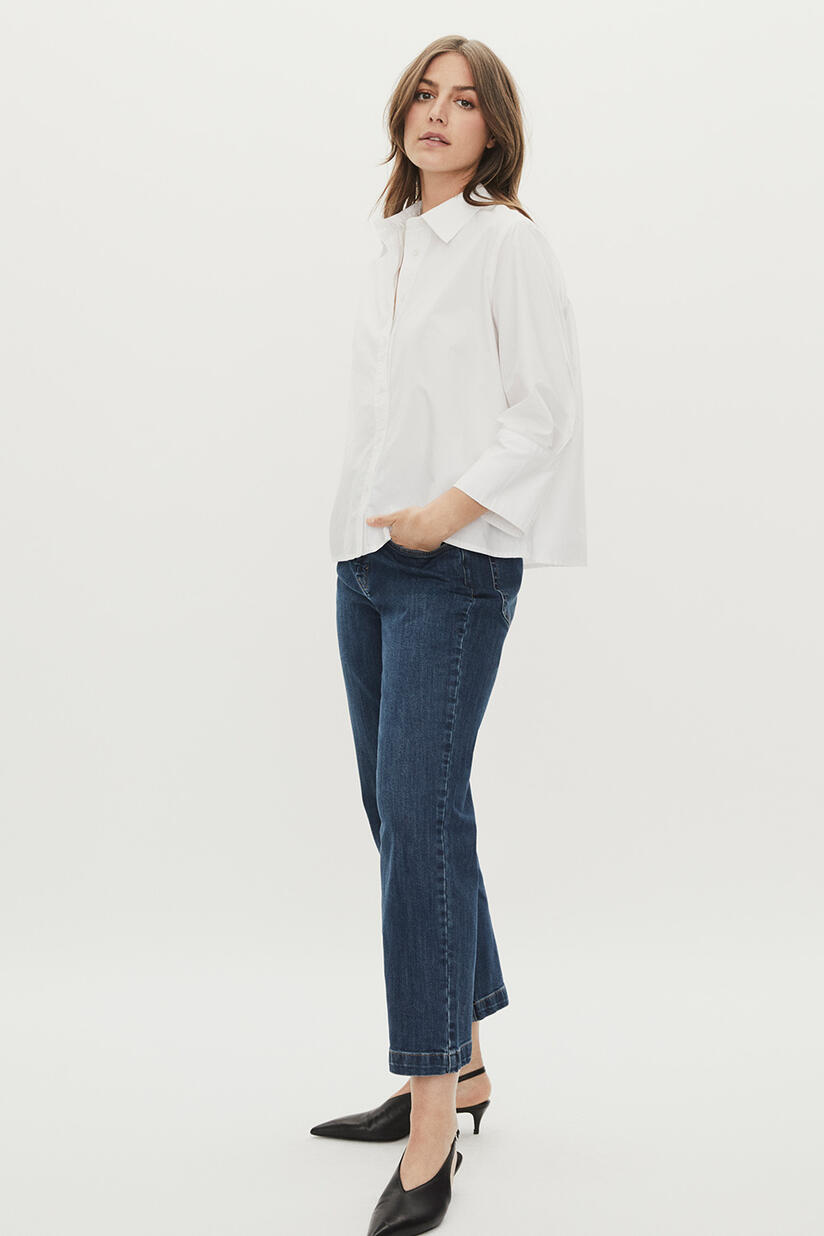 chemise en coton à manches 3/4 - White, jean court extensible avec poches - Blue Denim