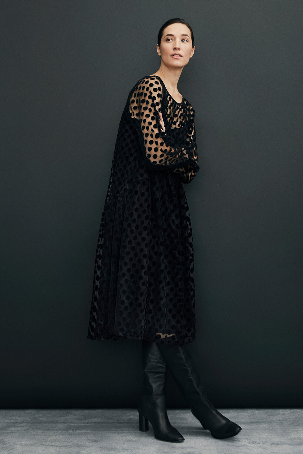 Robe en polyamide &agrave; pois et volants - Black