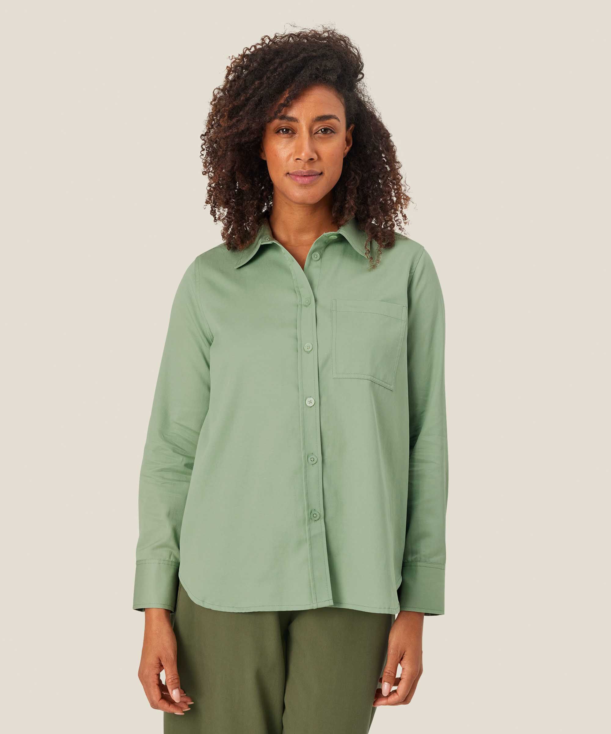 chemise en coton mélangé avec dos plus long, Frosty Green