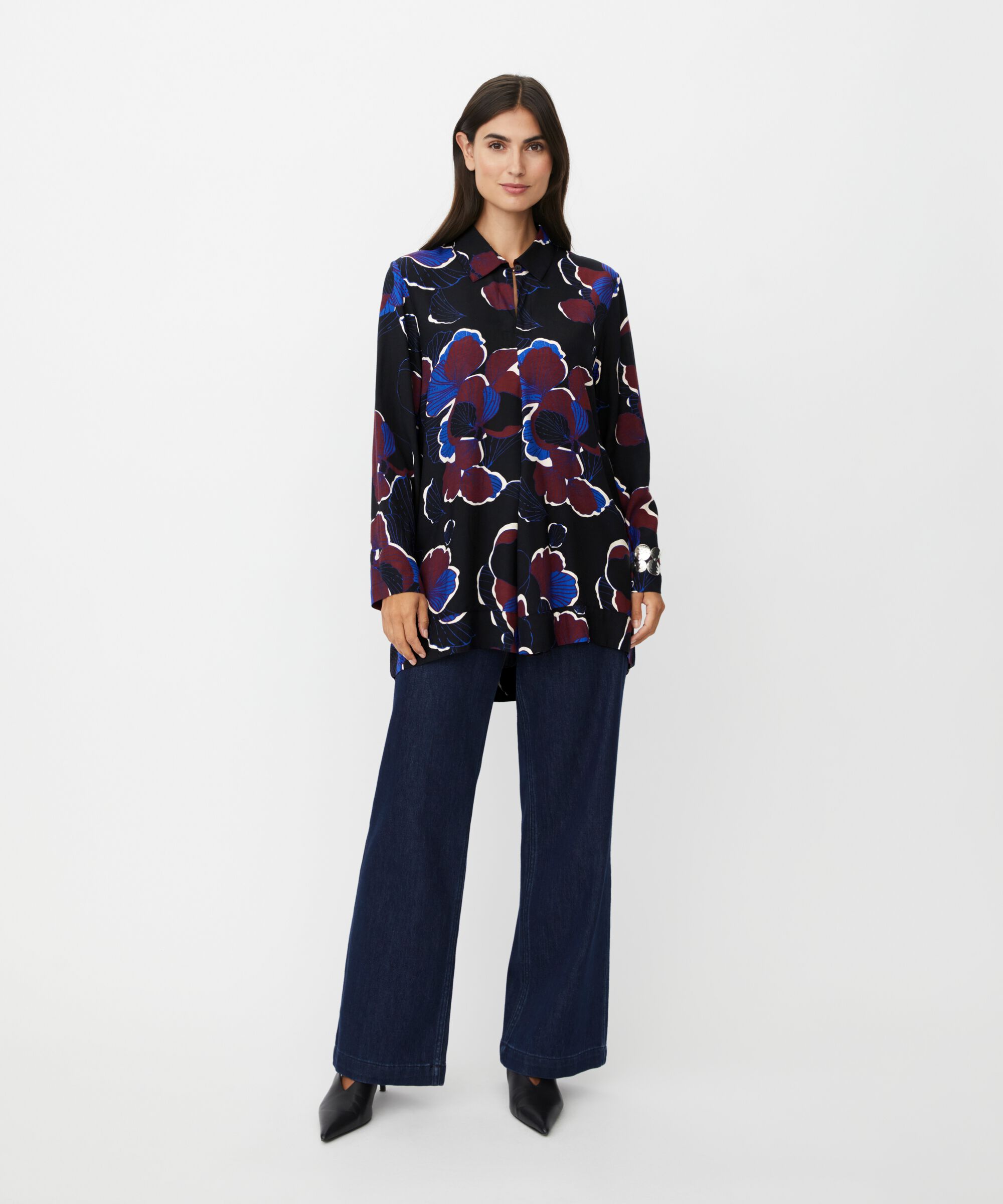 tunique en viscose fleurie avec détail boutonné au niveau du cou, Tawny Port